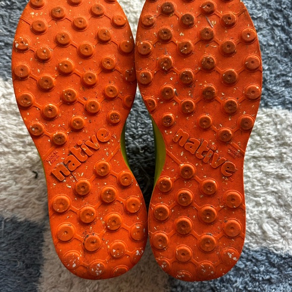 Native Shoes Kids Shoes - Neon Green - Picture 5 of 5